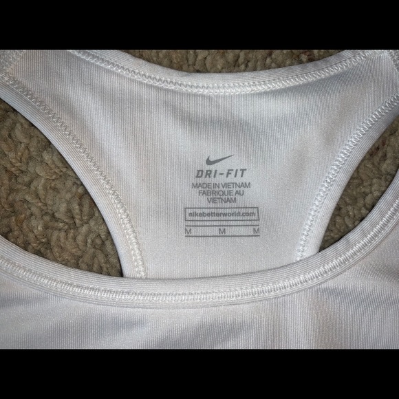 Nike sports bra - Picture 3 of 4